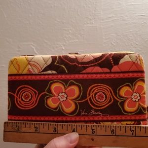Vera wallet retired pattern 👜😀